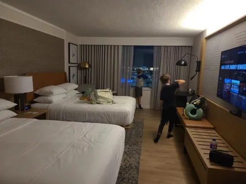 Sheraton Gateway Hotel in Toronto International Airport Phòng Photos