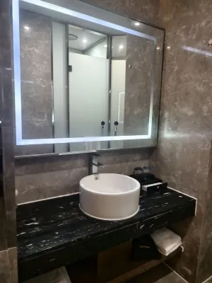 Blue Inn (Yantai Railway Station) Номера Photos
