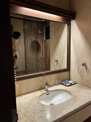 Grand Whiz Hotel Bromo Kamar Photos