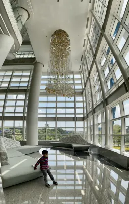 Nuanza Hotel & Convention Cikarang Area Publik Photos