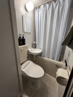 Hotel Shin-Imamiya Kamar Photos