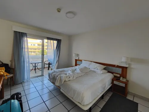 Santa Barbara Golf and Ocean Club Rooms Photos