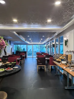 Anajak Bangkok Hotel Restauration Photos