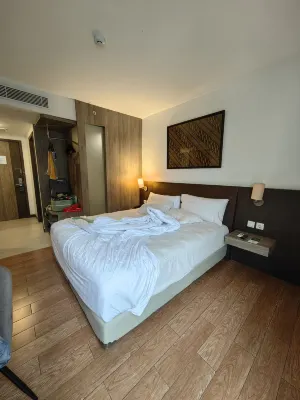ASTON Inn Pandanaran - Semarang Kamar Photos