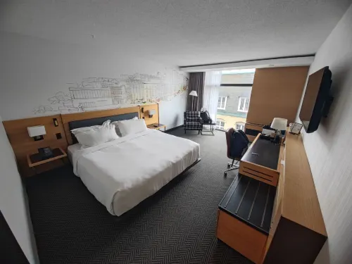Hotel Pur, Quebec, a Tribute Portfolio Hotel Rooms Photos