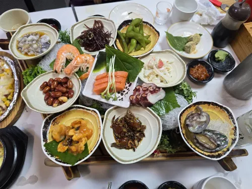 Kenny Stay Jeju Seogwipo Makanan Photos