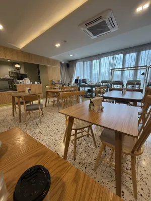 The Rise Suites Hotel, Chiang Mai Photos