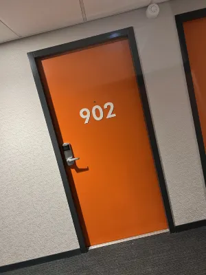 EasyHotel Paris Nord Aubervilliers Photos