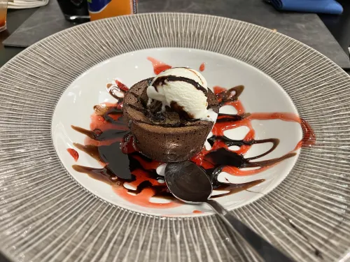 Holiday Inn Bologna - Fiera Restauration Photos