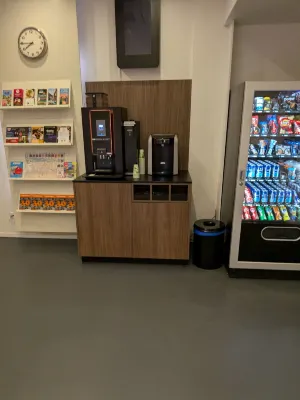 EasyHotel Amsterdam City Centre South Public Areas Photos