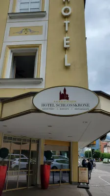 Hotel Schlosskrone Exterior Photos