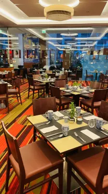 Hilton Warsaw City Restauration Photos