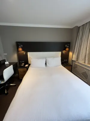 DoubleTree by Hilton London Ealing Rooms Photos