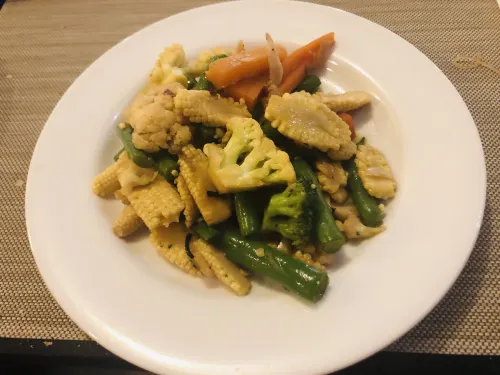 Aston Kuta Hotel and Residence Dining Photos