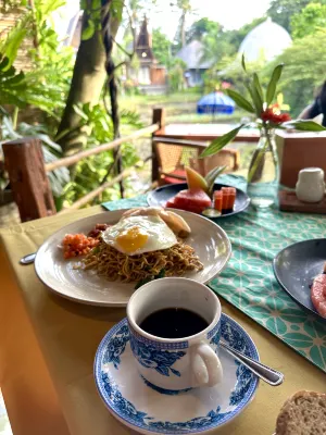 Menzel Ubud Makanan Photos