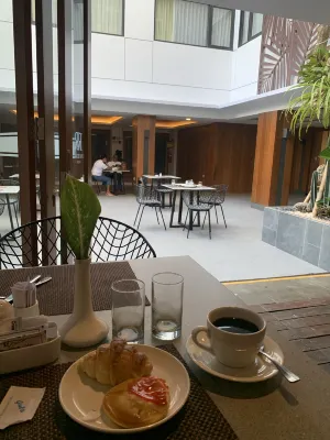 Royal Regantris Kuta  Makanan Photos