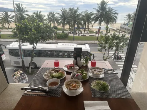 Yarra Ocean Suites Danang Dining Photos
