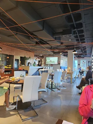 Star Inn Lisbon Airport Photos