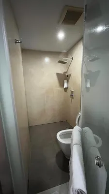 All Nite & Day Hotel Yogyakarta - Gejayan Kamar Photos