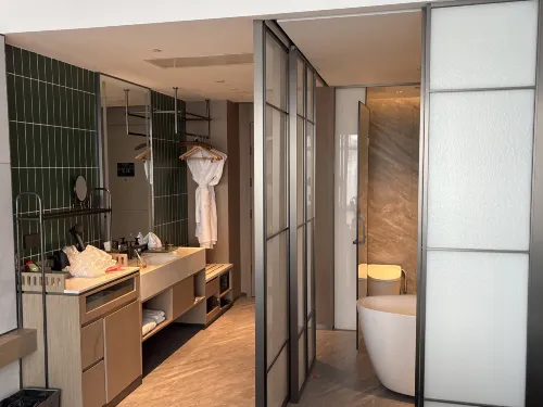 Zhuhai Xiangzhou | WINGATE • Wyndham Grand Riverside Hotel (Gongbei Port Plaza Huafa Shangdu Branch) Rooms Photos