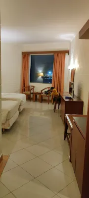 Hotel Mega Lestari Chambres Photos