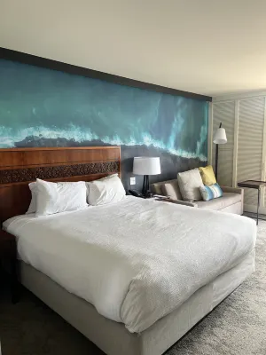 Courtyard by Marriott King Kamehameha's Kona Beach Hotel Rooms Photos