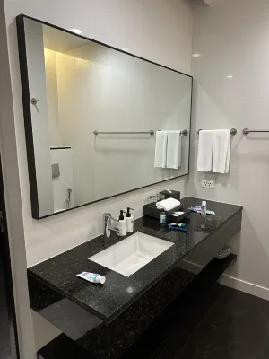 Chatrium Hotel Riverside Bangkok Kamar Photos