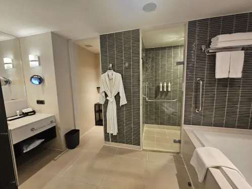 Le Meridien Chiang Rai Resort, Thailand Chambres Photos