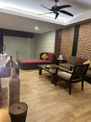 Villa Kayu Raja Photos