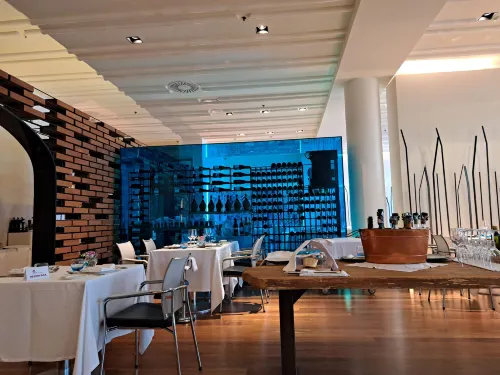 Madrid Marriott Auditorium Hotel & Conference Center Restauration Photos