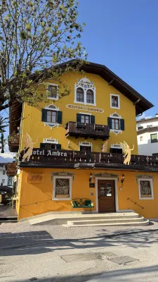 Ambra Cortina Luxury&Fashion Hotel Esterni Photos
