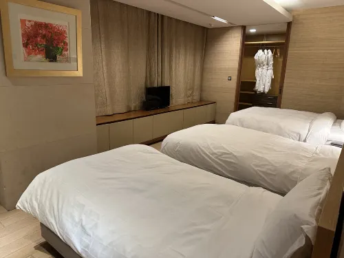 The Classic 500 Pentaz Executive Residence Rooms Photos