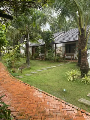 La Casa Resort Photos