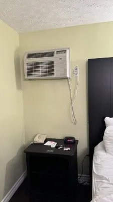 Quality Hotel Fallsview Cascade Rooms Photos