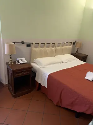 Domus Sessoriana Rooms Photos