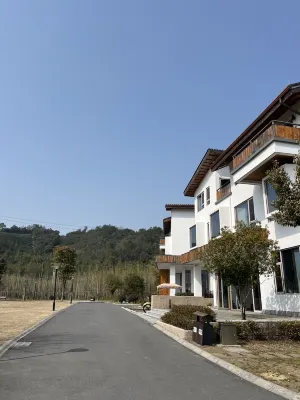 Qiyun·Anji Chashan Yelu Hot Spring Homestay من الخارج Photos