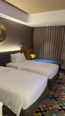 Hotel Ciputra Cibubur managed by Swiss-Belhotel International Kamar Photos