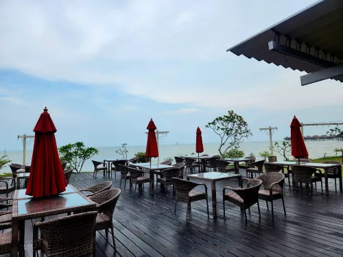 Golden Palm Tree Sepang (formerly Avani Sepang Goldcoast Resort) Restauration Photos