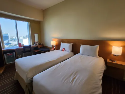 ibis Deira Creekside Dubai Zimmer Photos