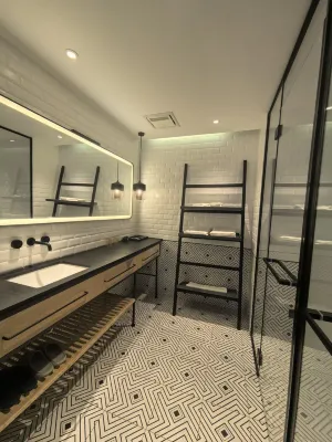 CHENS Hotel (Kuanzhai Alley People's Park Subway Station) Rooms Photos