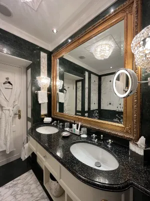 Hotel Imperial, a Luxury Collection Hotel, Vienna Camere Photos