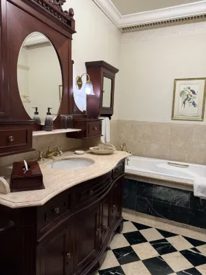 Hotel Majapahit Surabaya - MGallery Kamar Photos