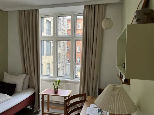 Hotel Alexandra Rooms Photos