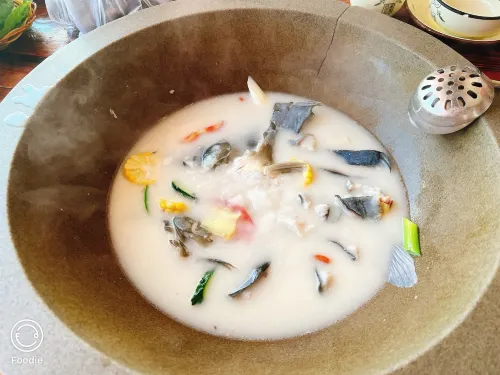 Qinshi Mingyue Xiangting Inn Dining Photos