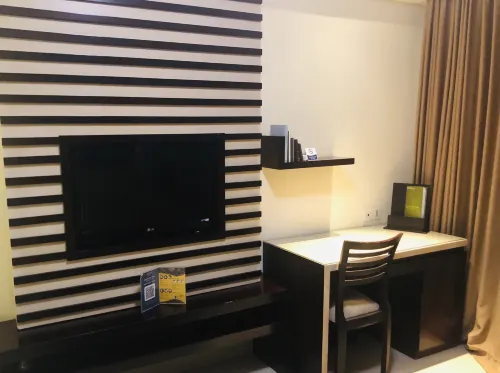 Aston Kuta Hotel and Residence Rooms Photos