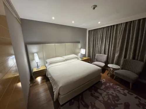 Marriott Executive Apartments Hyderabad Rooms Photos