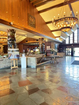 Fairmont Jasper Park Lodge Dining Photos