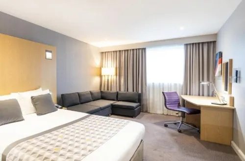 Holiday Inn London - Luton Airport Chambres Photos