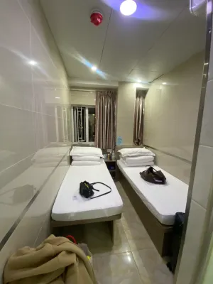 Hong Kong New Style Guest House Rooms Photos