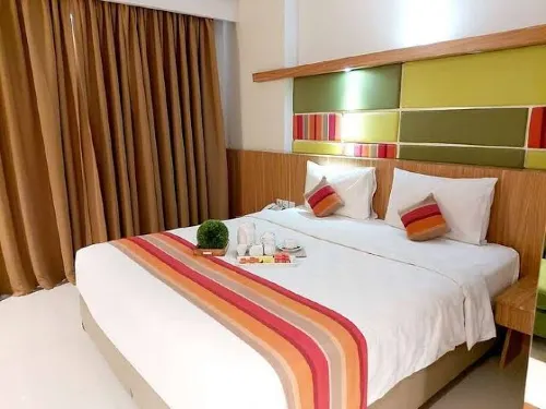 Kyriad Hotel Airport Jakarta Zimmer Photos